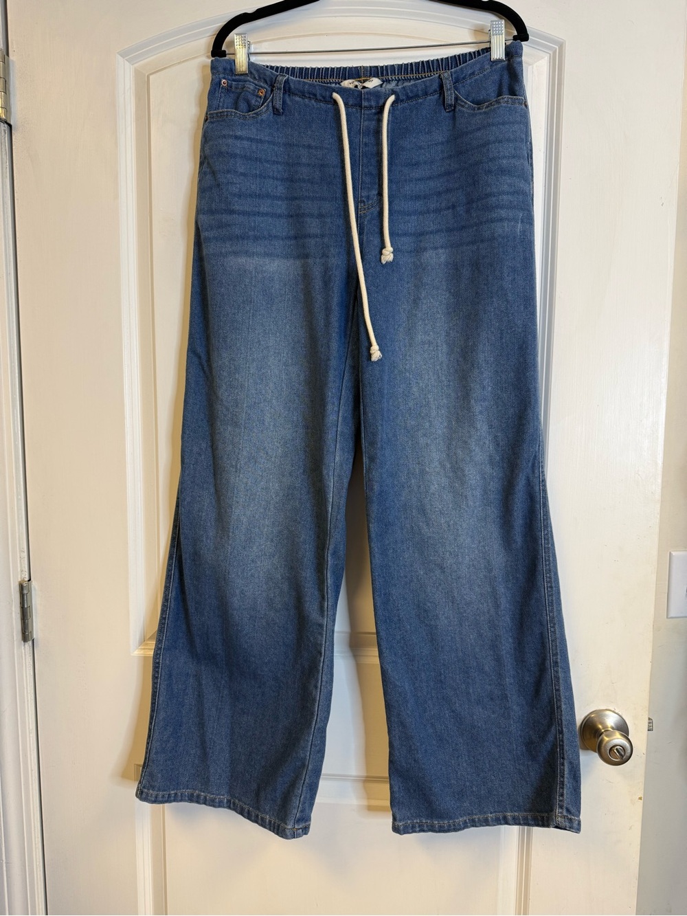 Vanilla Star Women’s M Wide Leg Denim Pull-On Drawstring Jeans